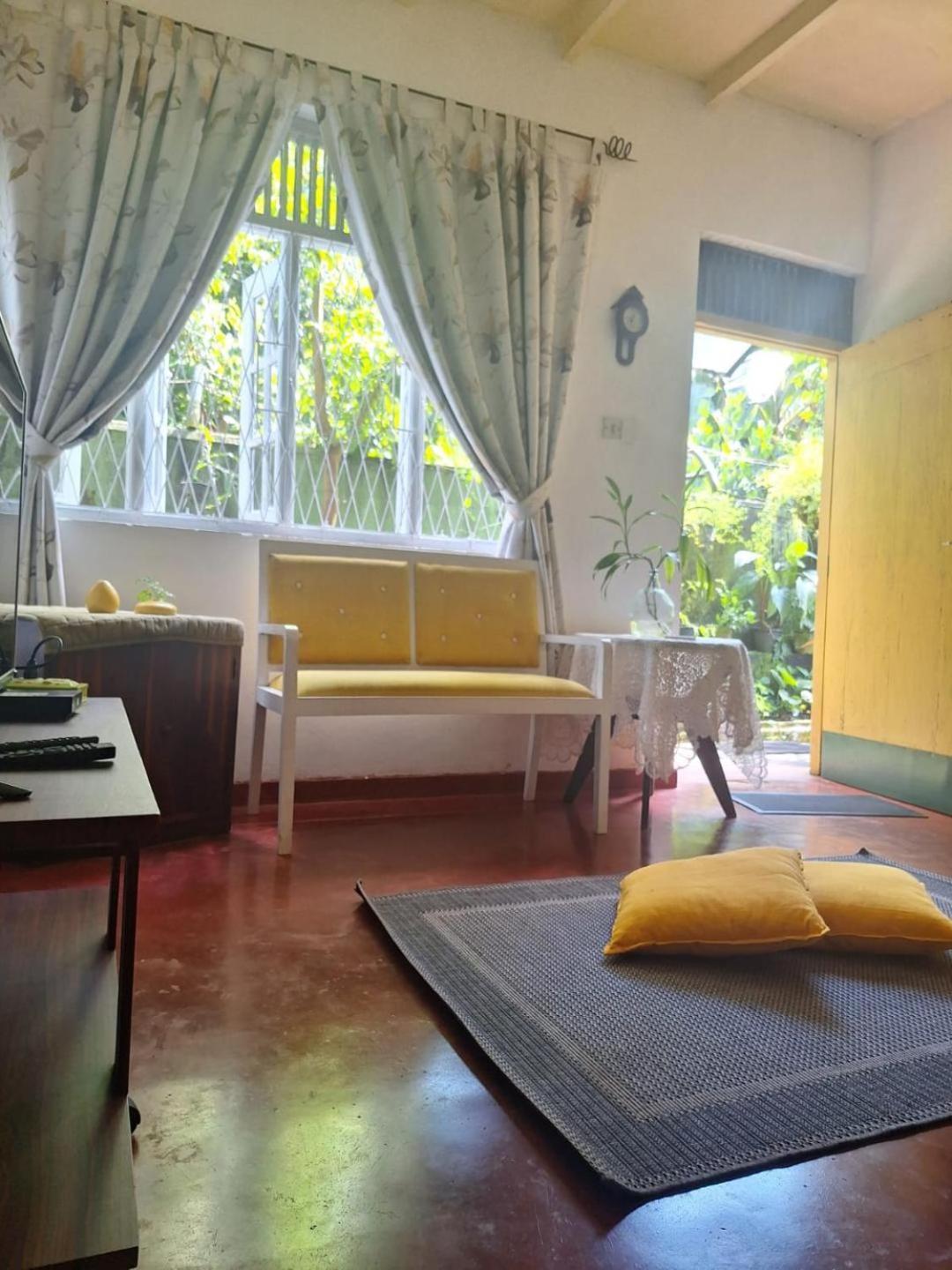 Idor Holidays Sri Jayewardenepura Kotte Ngoại thất bức ảnh